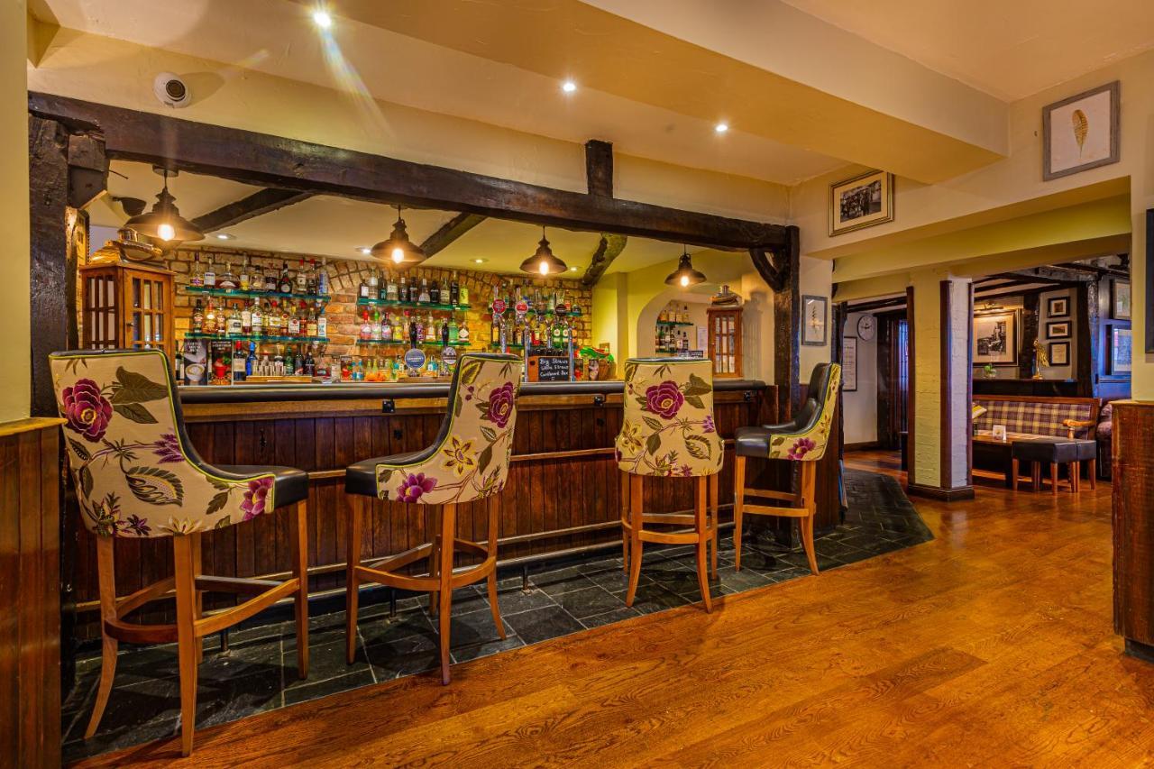 The Feathers Hotel, - Part Of The Coaching Group Hotel 4*