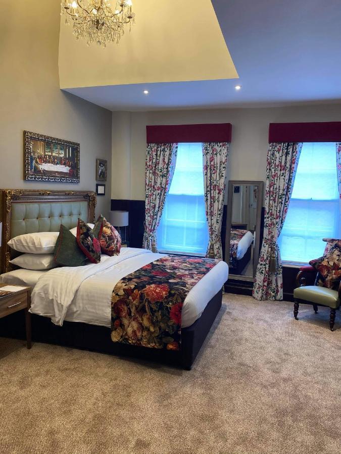 The Feathers Hotel, - Part Of The Coaching Group Ledbury