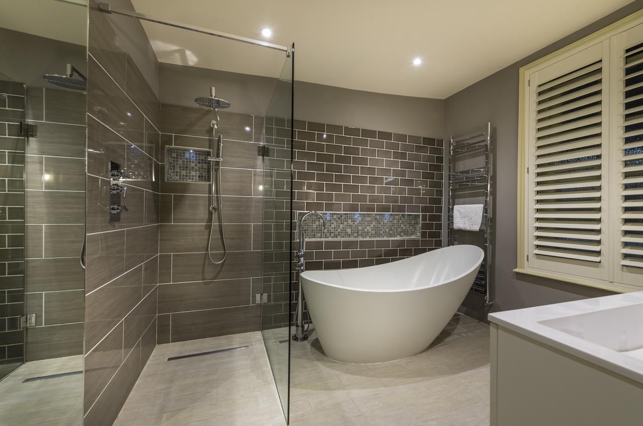 The Feathers Hotel, - Part Of The Coaching Group Hotel 4*